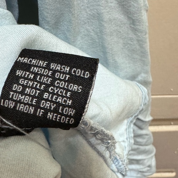 Tinsel long sleeved light blue button up top - Picture 5 of 8